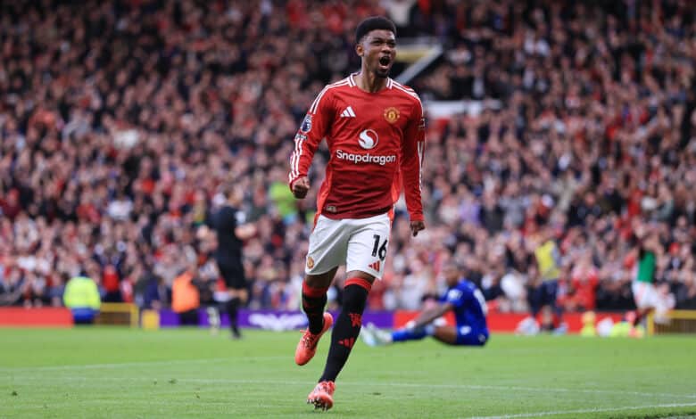 MANCHESTER, ENGLAND - DECEMBER 1: Amad Diallo of Manchester United celebrates their 2nd goal during the Premier League match between Manchester United FC and Everton FC at Old Trafford on December 1, 2024 in Manchester, England.