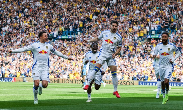 Leeds United's Manor Solomon celebrates scoring the opening goal during the Sky Bet Championship