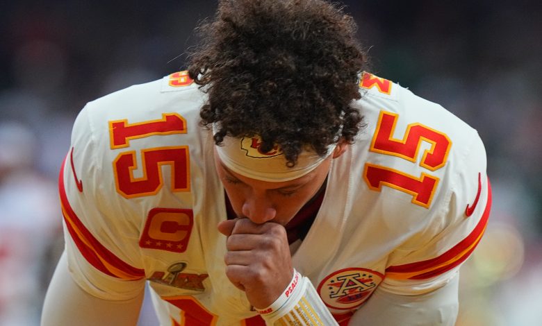 Football: Super Bowl LIX: Kansas City Chiefs Patrick Mahomes (15) in action, kneels prior to game vs Philadelphia Eagles at Caesar's Superdome. New Orleans, LA 2/9/2025 CREDIT: Erick W. Rasco