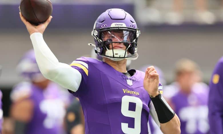 J.J. McCarthy #9 of the Minnesota Vikings